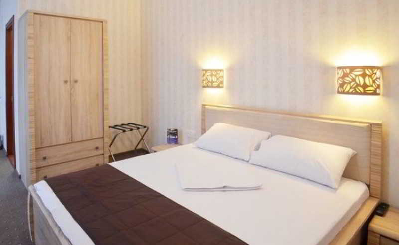 Noname Hotel Odessa Esterno foto